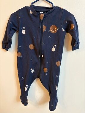 4/30$ Pekkle Navy Planet & Milk Bottle Footed Pajamas 3 months